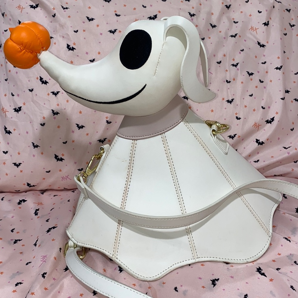 USED glow in the dark Zero stitch shoppe by loungefly crossbody